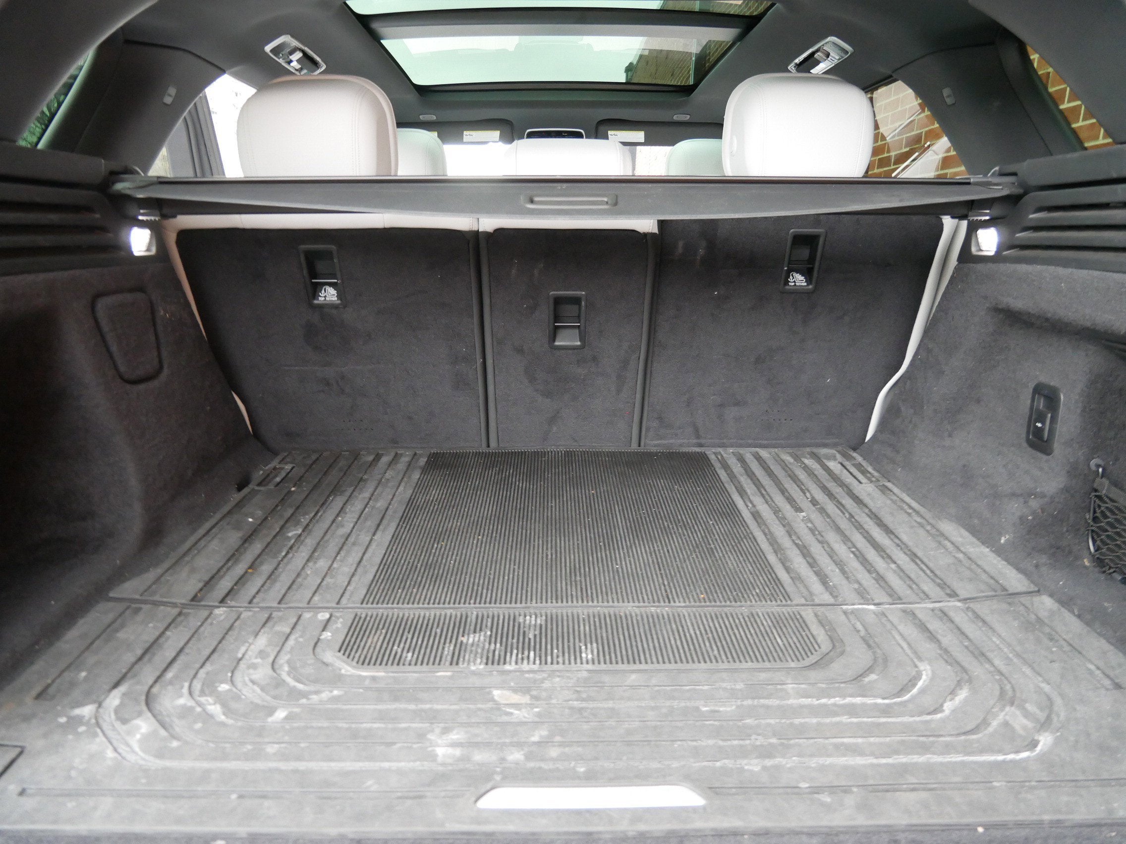 2023 Land Rover Range Rover Sport SE