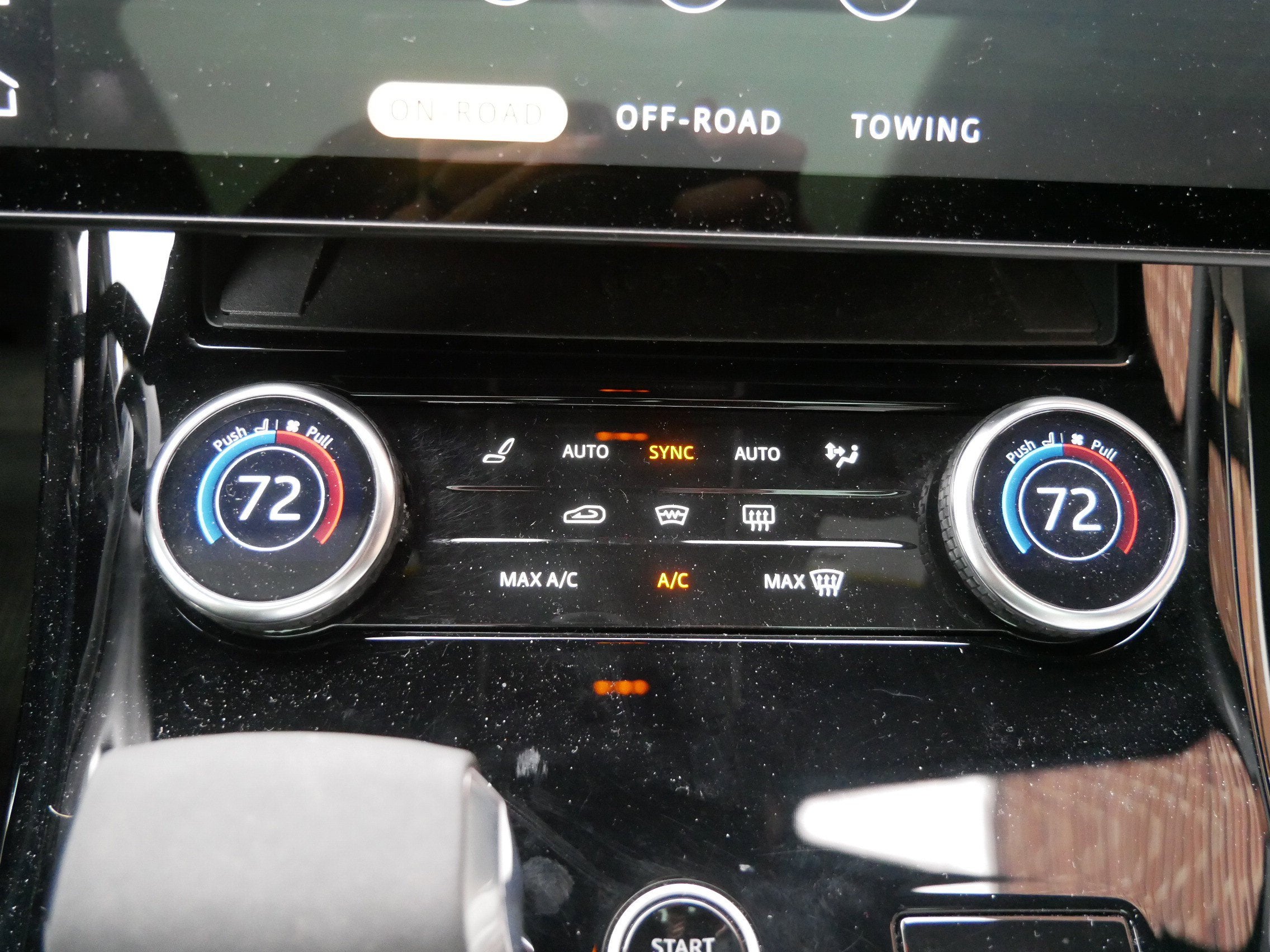 2023 Land Rover Range Rover Sport SE