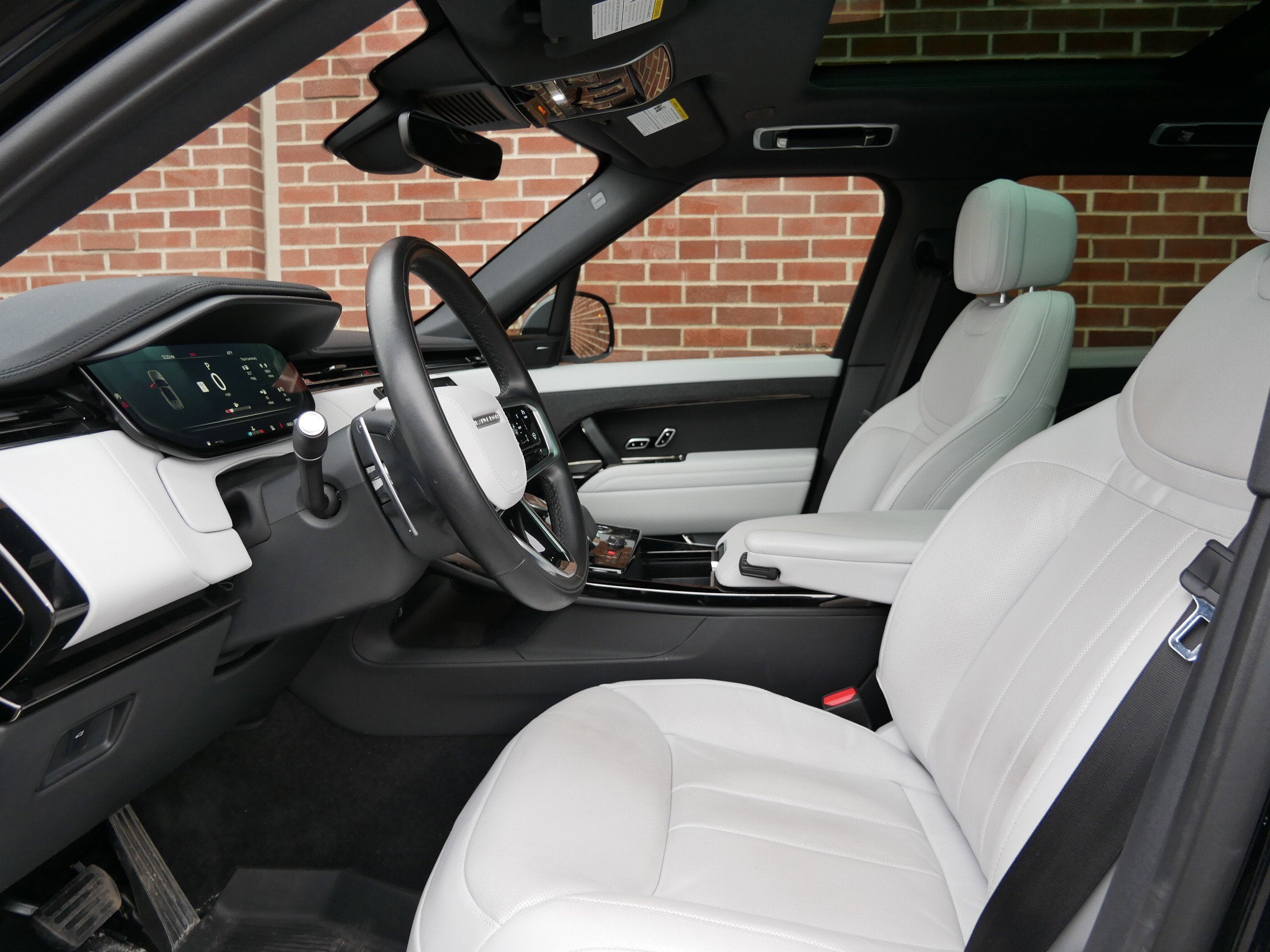 2023 Land Rover Range Rover Sport SE