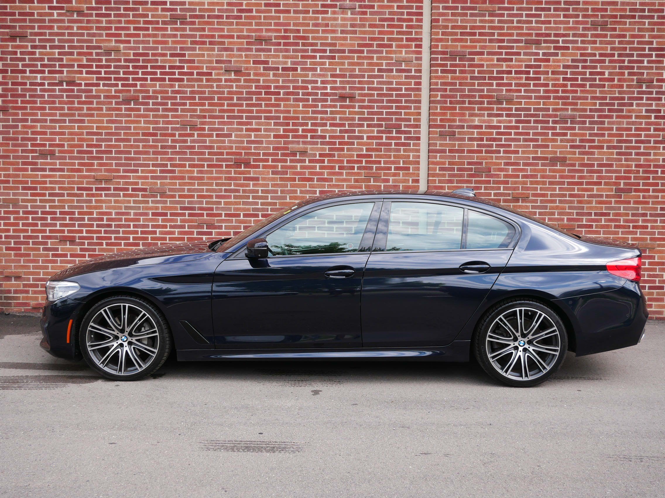 2019 BMW 5 Series 540i xDrive