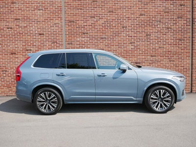 2020 Volvo XC90 Momentum