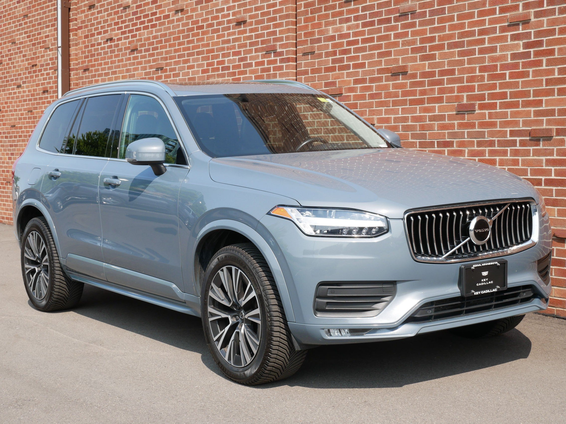 2020 Volvo XC90 Momentum