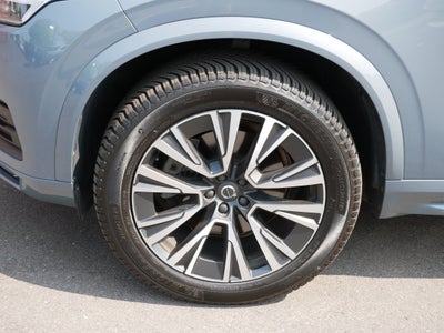 2020 Volvo XC90 Momentum