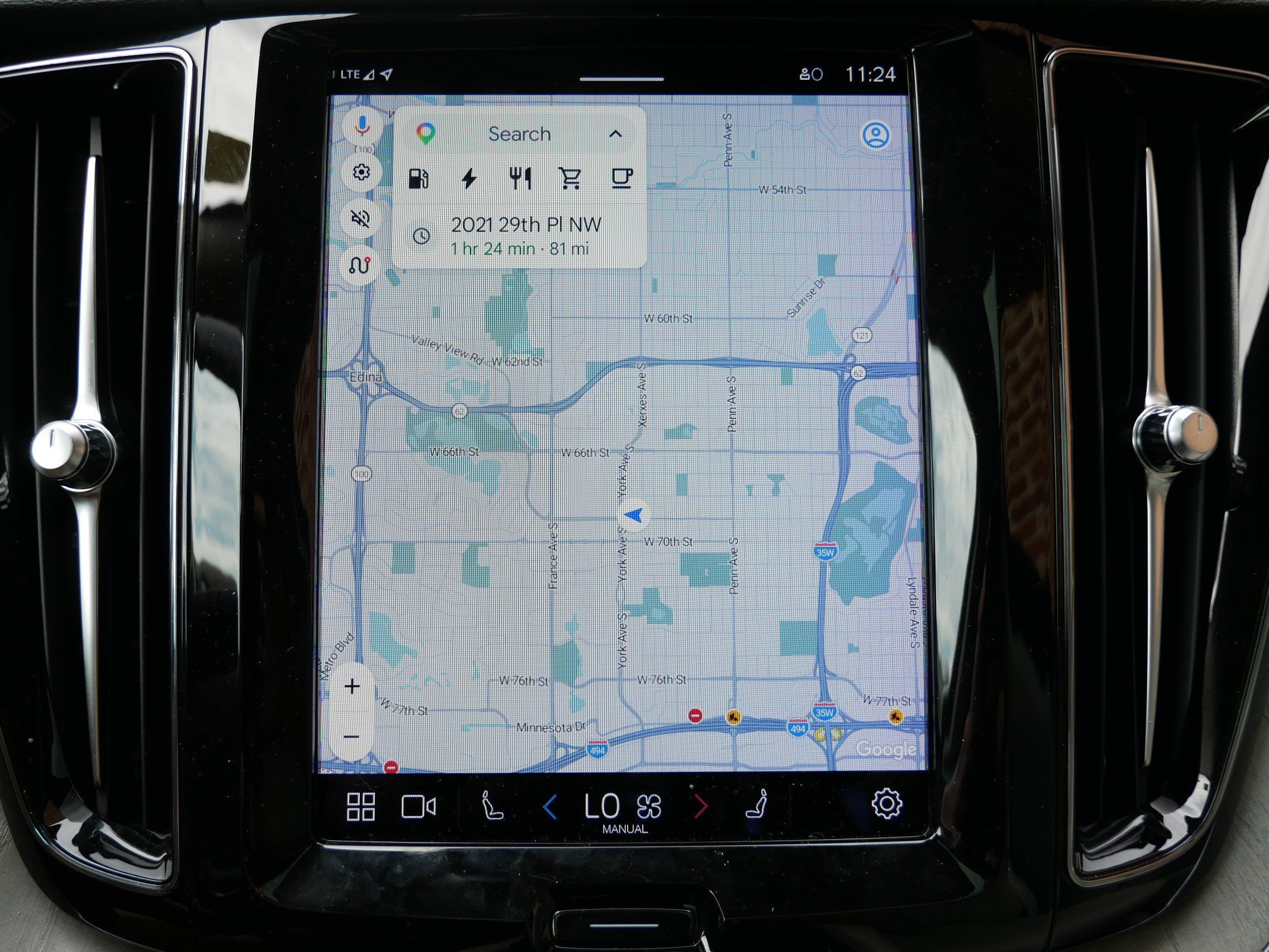 2023 Volvo XC60 Recharge Plug-In Hyb Plus Bright Theme