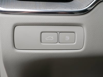 2023 Volvo XC60 Recharge Plug-In Hyb Plus Bright Theme
